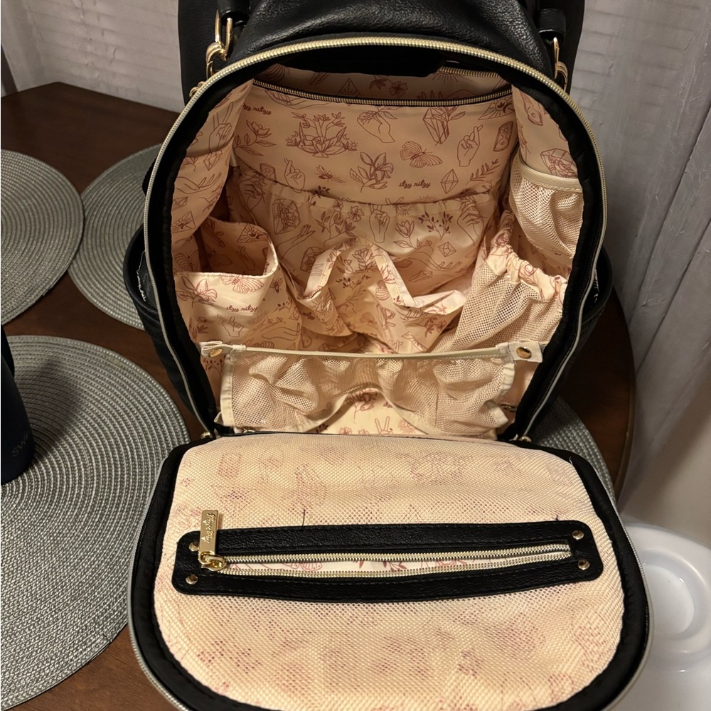 Itzy Ritzy Quilted Black Diaper Bag (Backpack) - Picture 5 of 9
